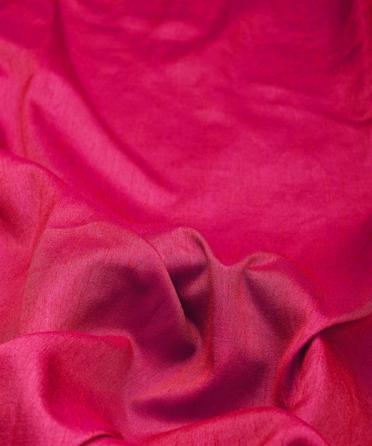 DOLA-SILK-HOT-PINK-FEEL0_00443973-0237-48eb-ac94-13c310154c22.jpg