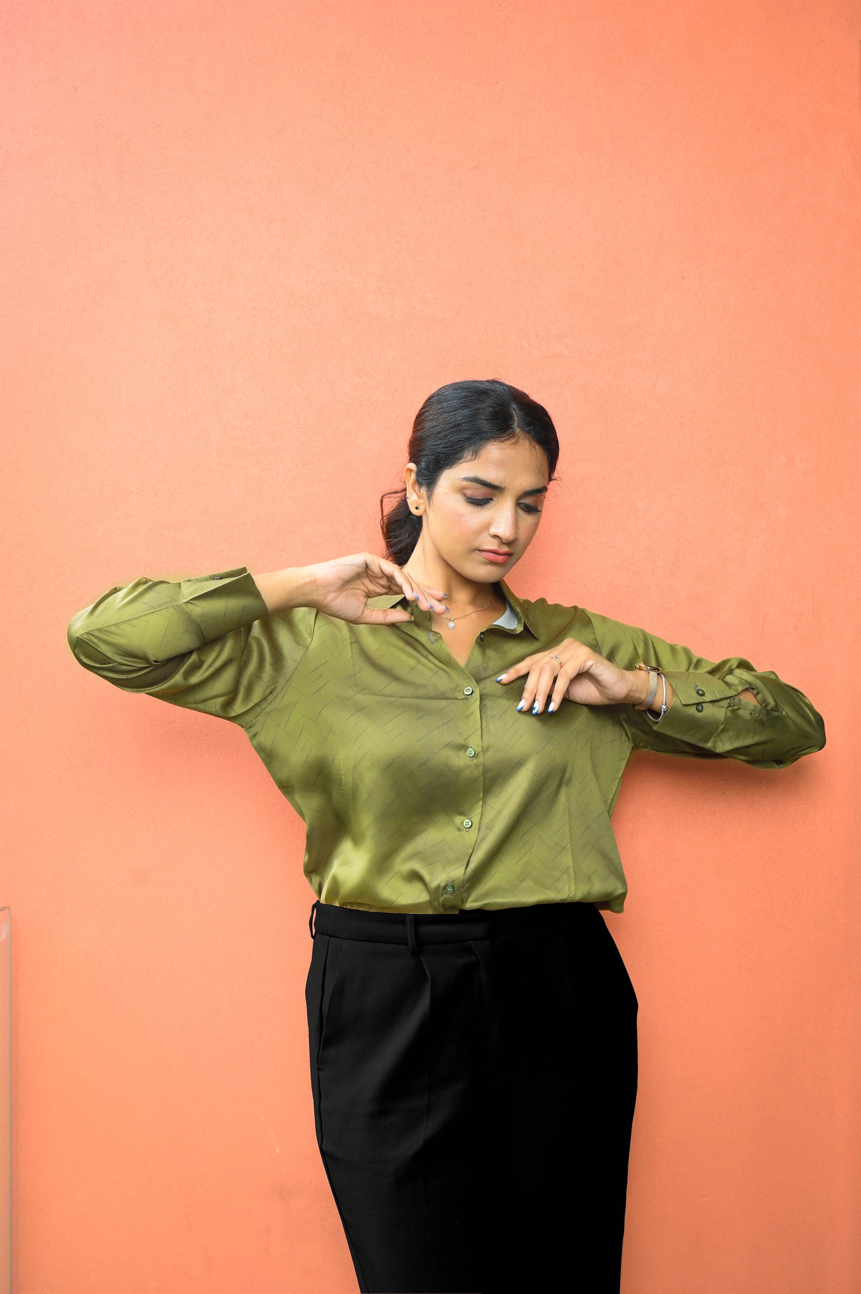 FORMAL-SHIRT-FOR-WOMEN-FDST00019-FRONT1.jpg
