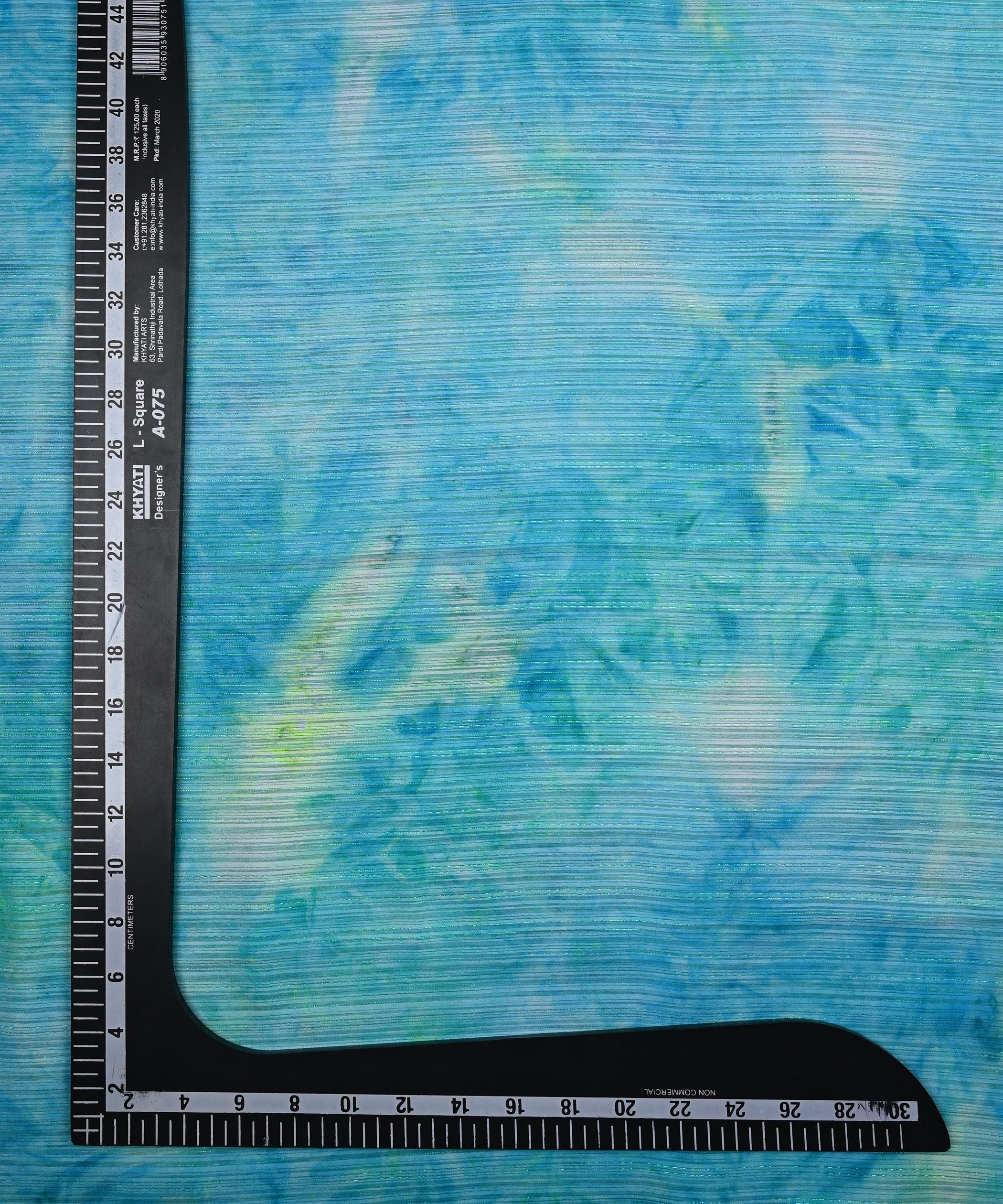 Blue Tie and Dye Georgette Fabric with Zari Lining