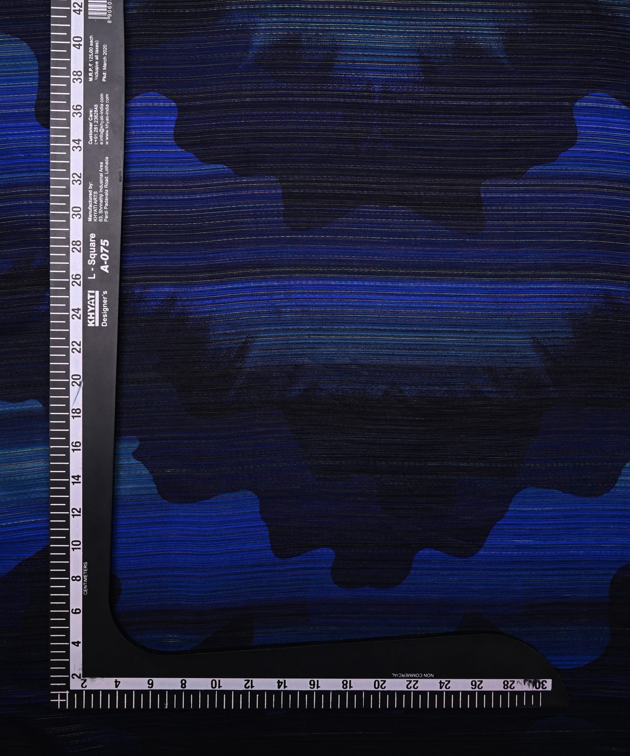 Royal Blue Georgette Fabric with Wavy Spray Print