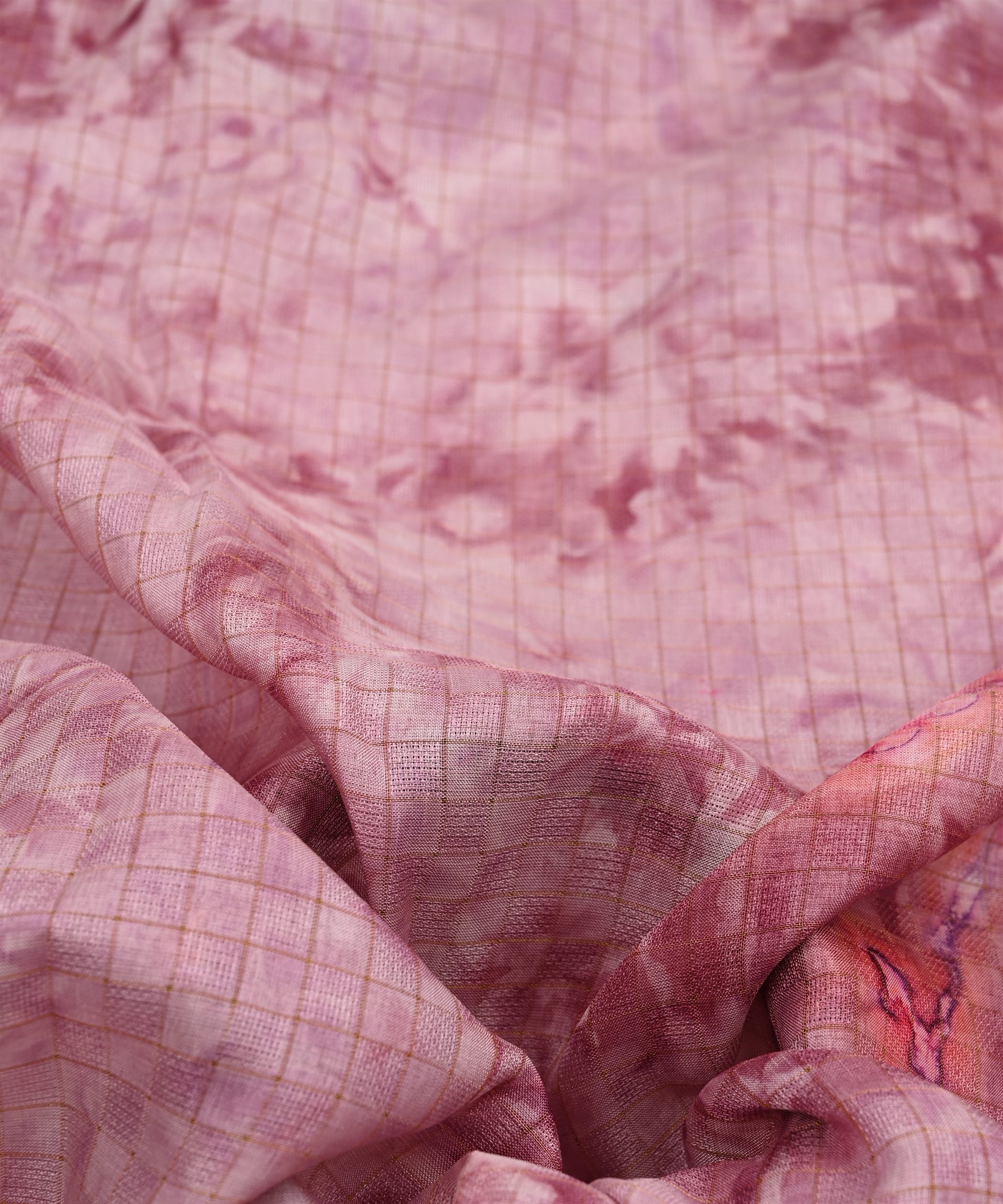 JUTE-CHECKS-WITH-SHIBORI-PRINT-LIGHT-WINE-FEEL0.jpg