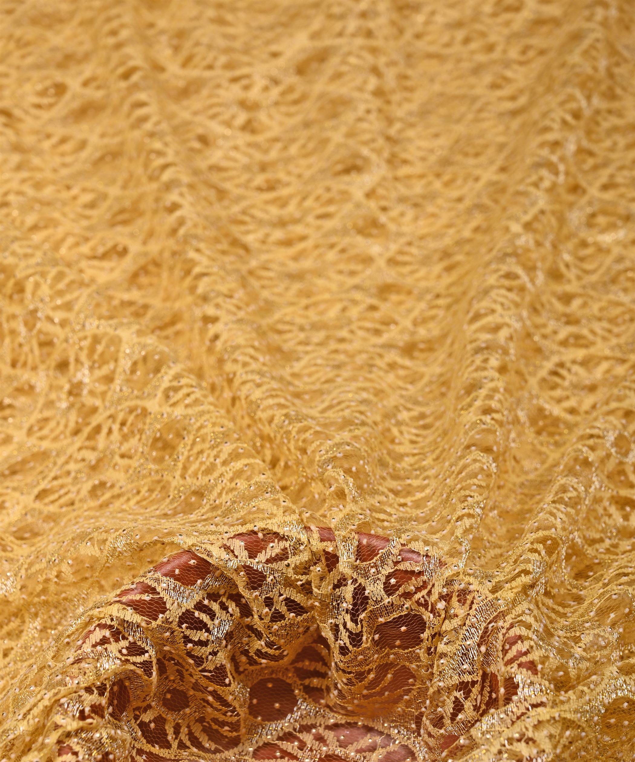 KNITTED-FABRIC-WITH-DEWDROP-GOLD-FEEL0.jpg
