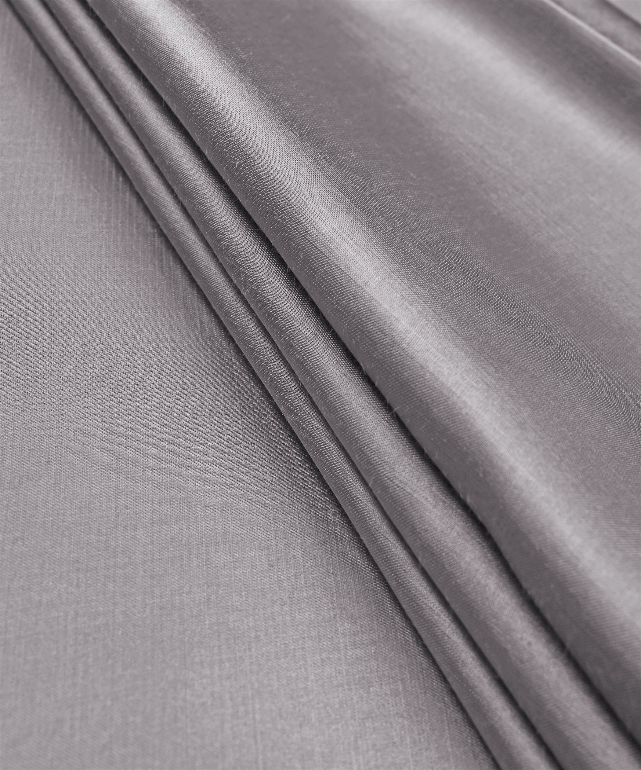 color_Smokey-Grey