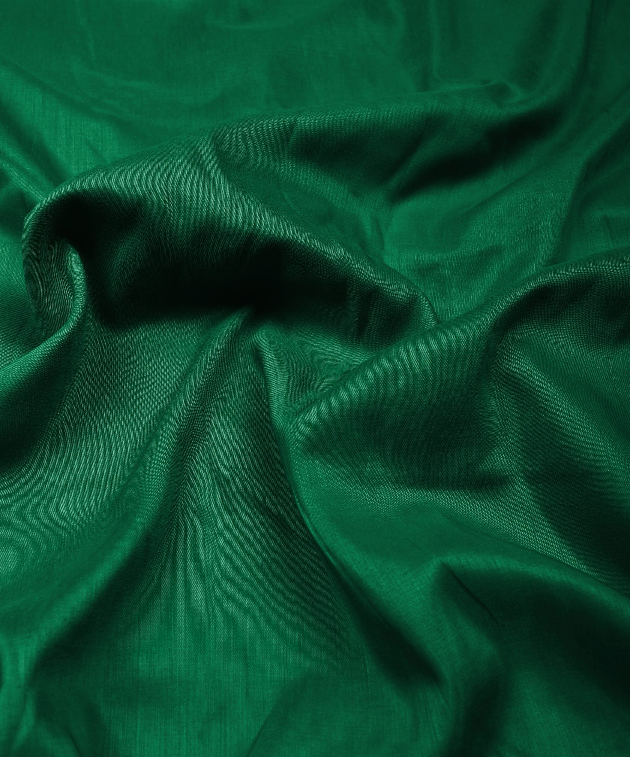 Parrot Green Plain Dyed Polyester Muslin Fabric