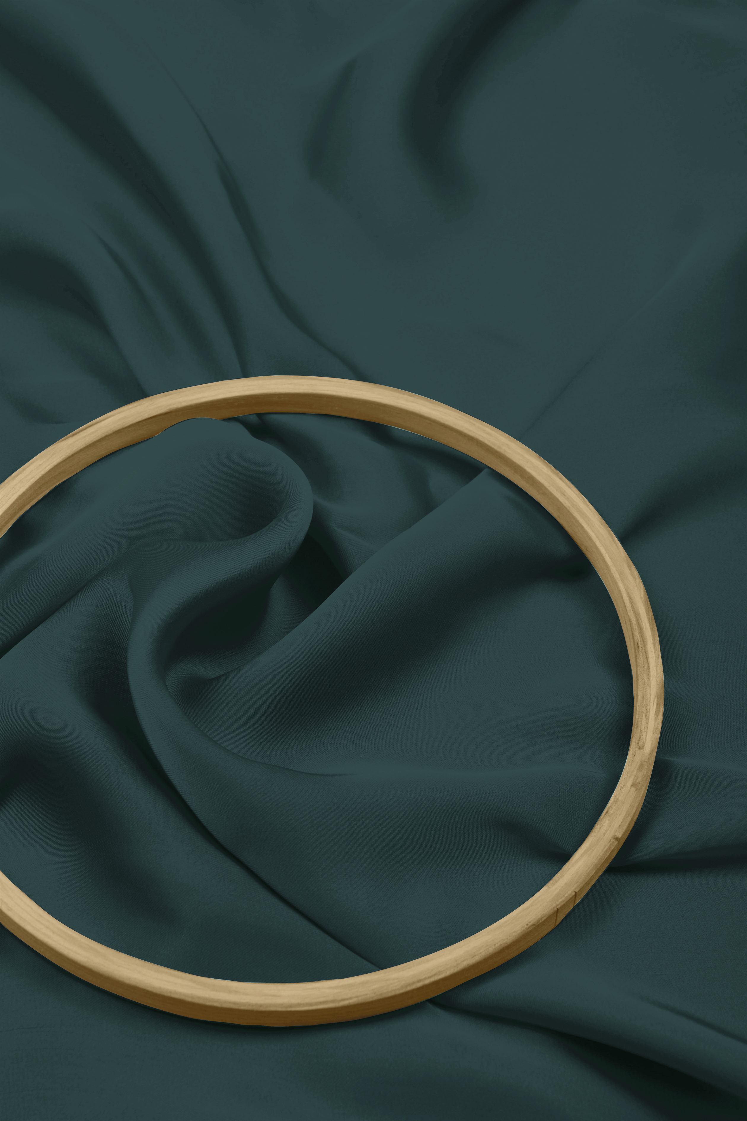 SATIN-GEORGETTE-CATIONIC-PINE-GREEN-FWWF0.jpg