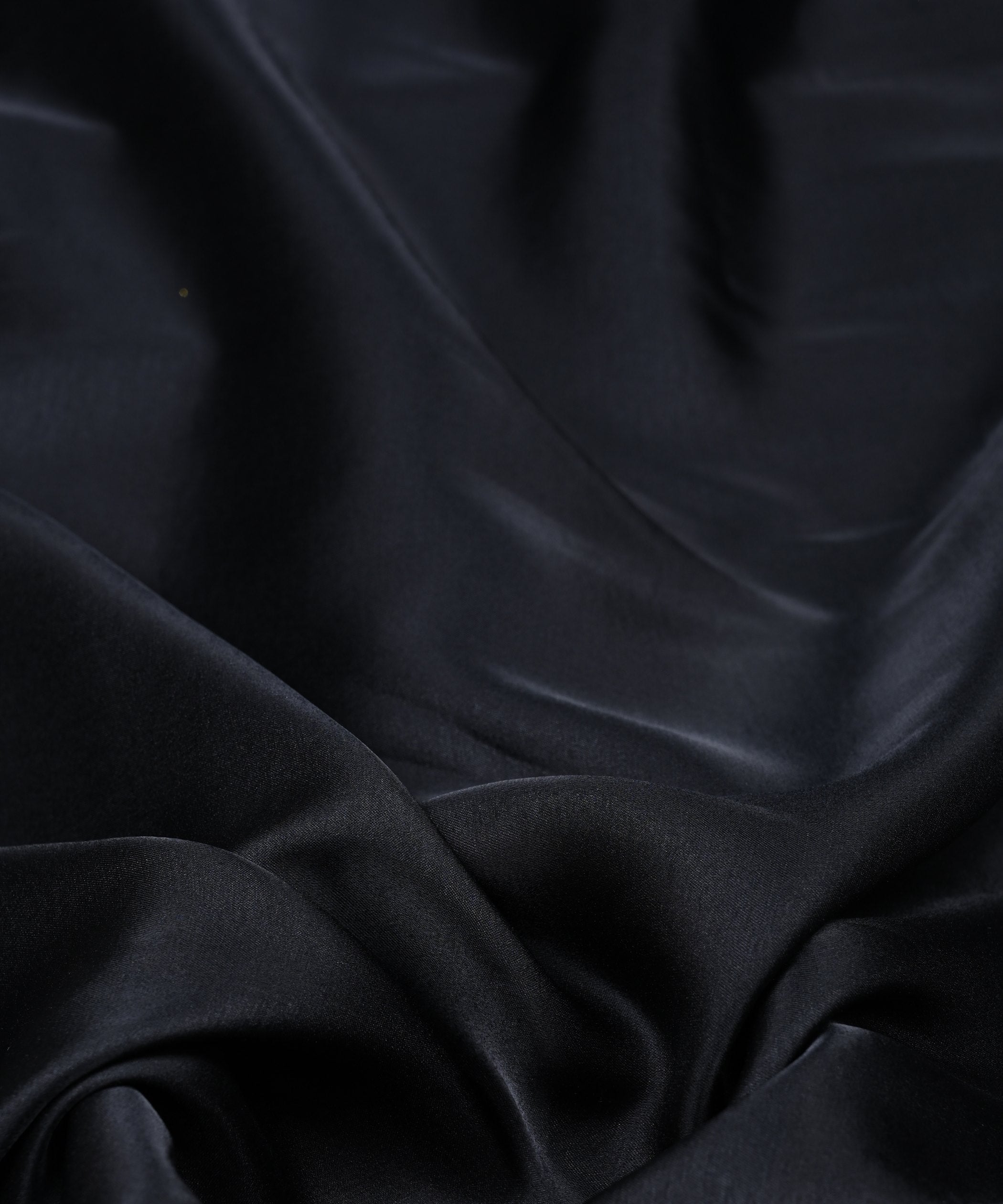 TUSSAR-SILK-BLACK-FEEL0.jpg