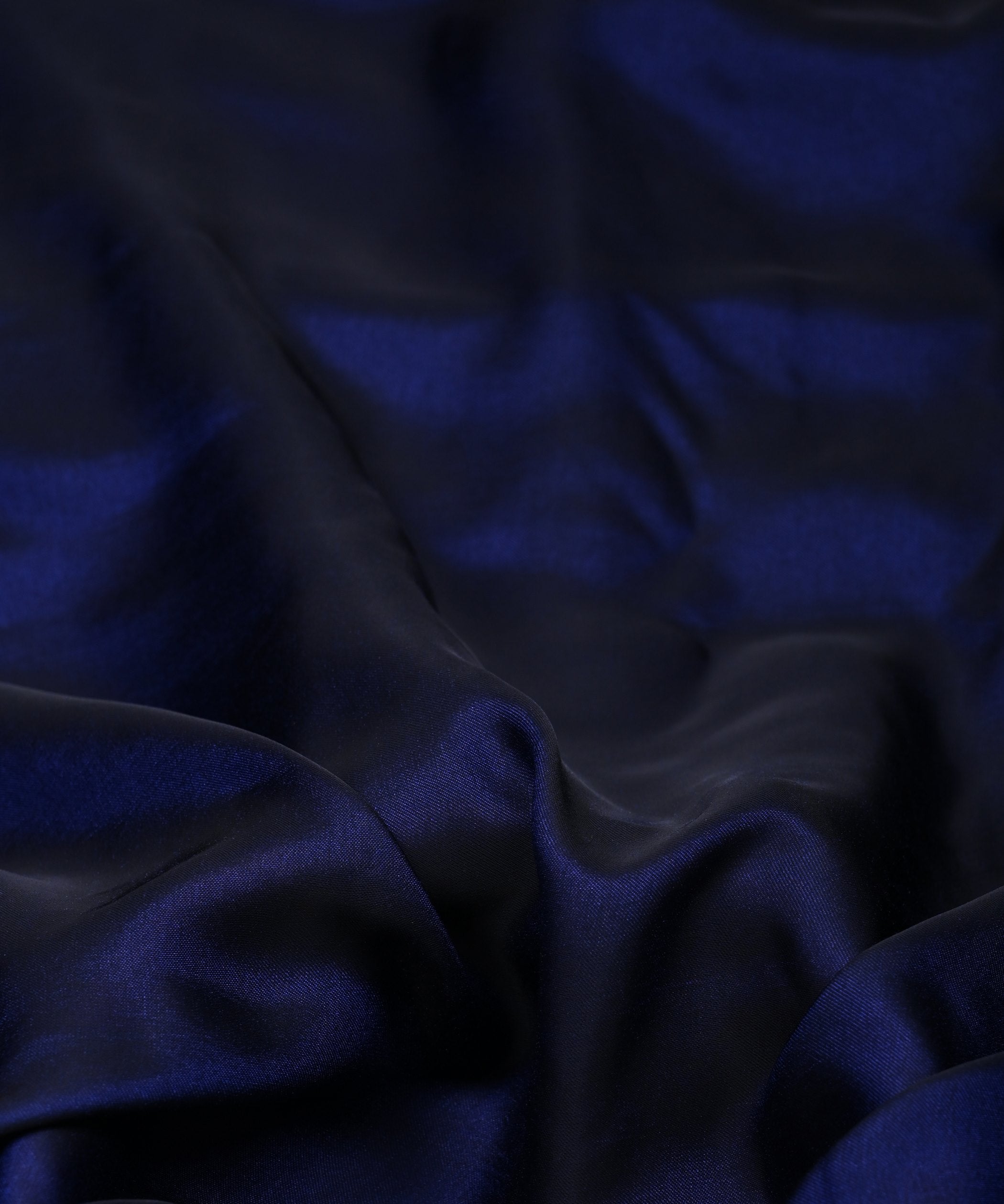 TWO-TONE-SATIN-SILK-NAVY-BLUE-FEEL0.jpg