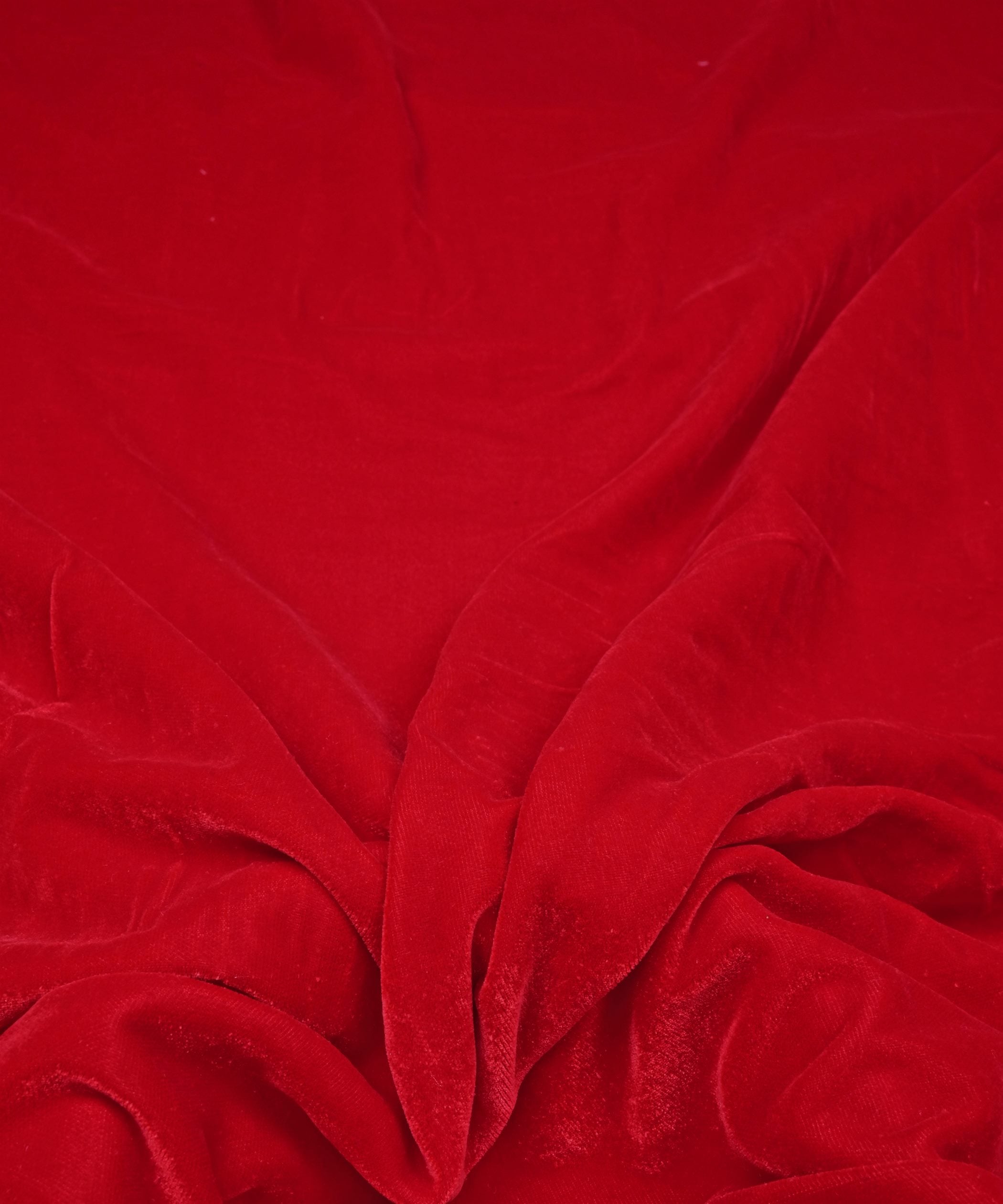 VELVET-RED-FEEL0.jpg