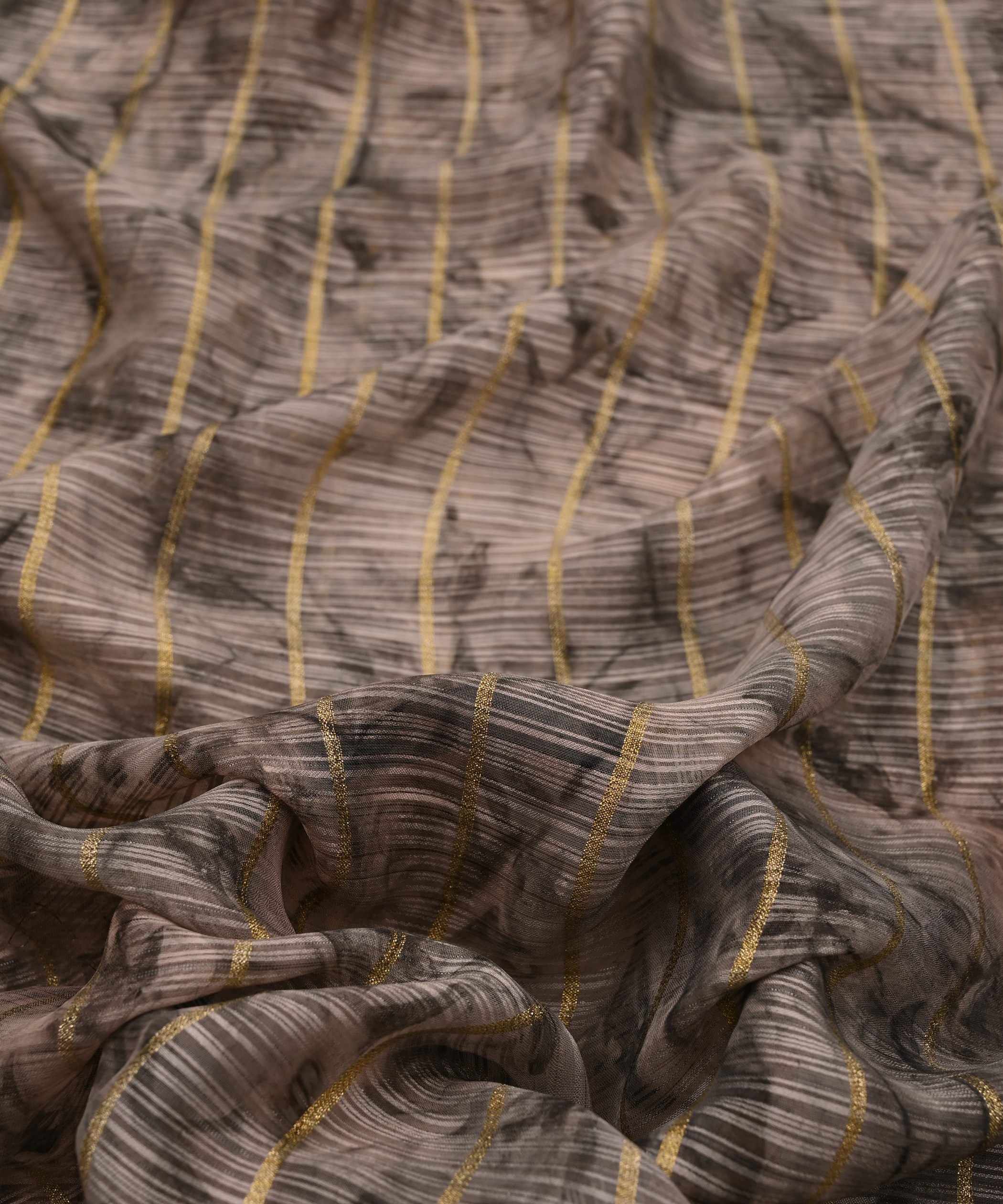 WEIGHTLESS-SHIBORI-WITH-GOLDEN-STRIPES-GREY-FEEL0.jpg